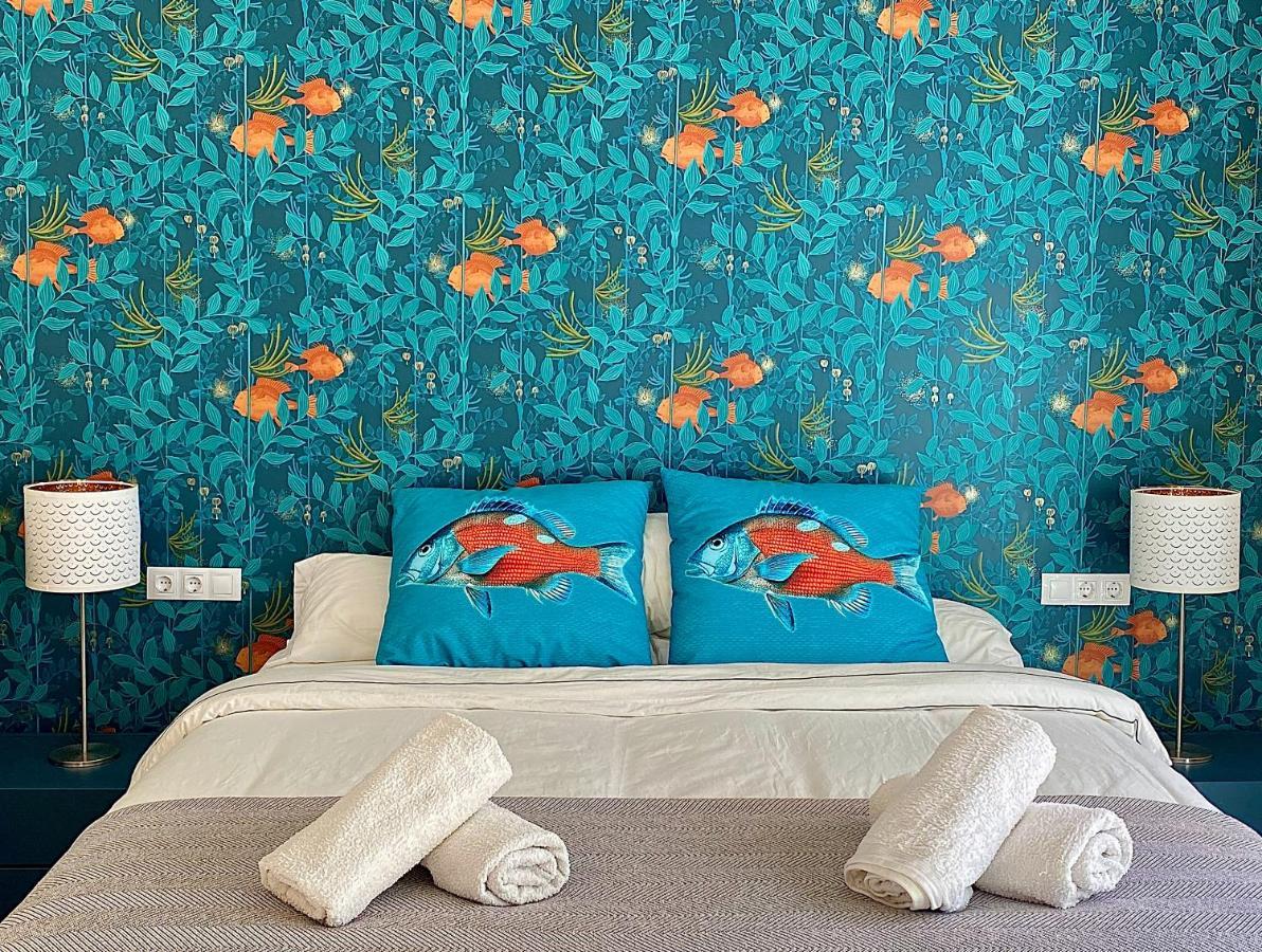 Abbott Apartment - 1 Min From The Beach - 100M2 - Sleeps 8 Ситжес Екстериор снимка